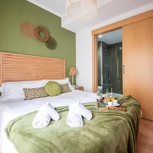 https://sf1-sagrada-familia-bright-quiet-apartment.catalonia-hotels.com